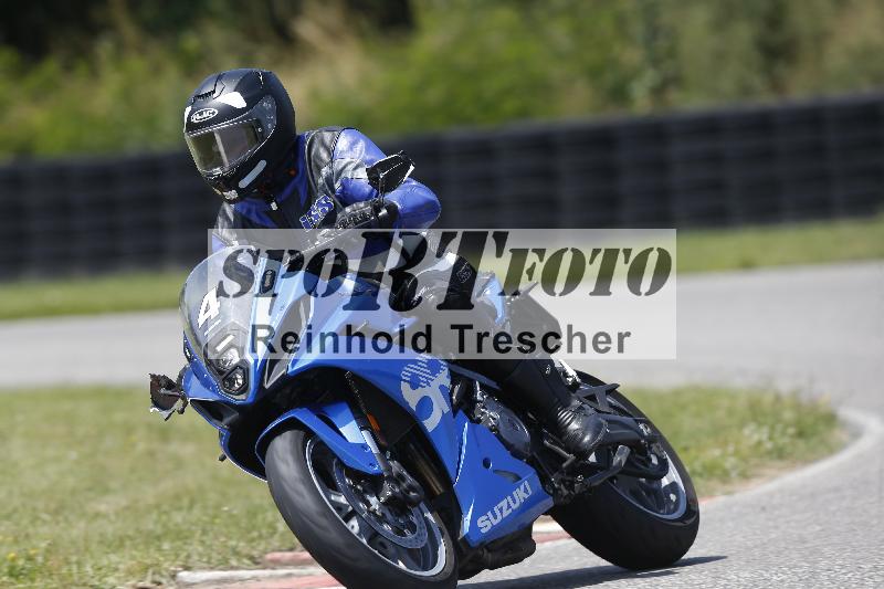 /27 12.06.2025 Ducati Schweiz Trackday Warmup  ADR/gruen-vert/4